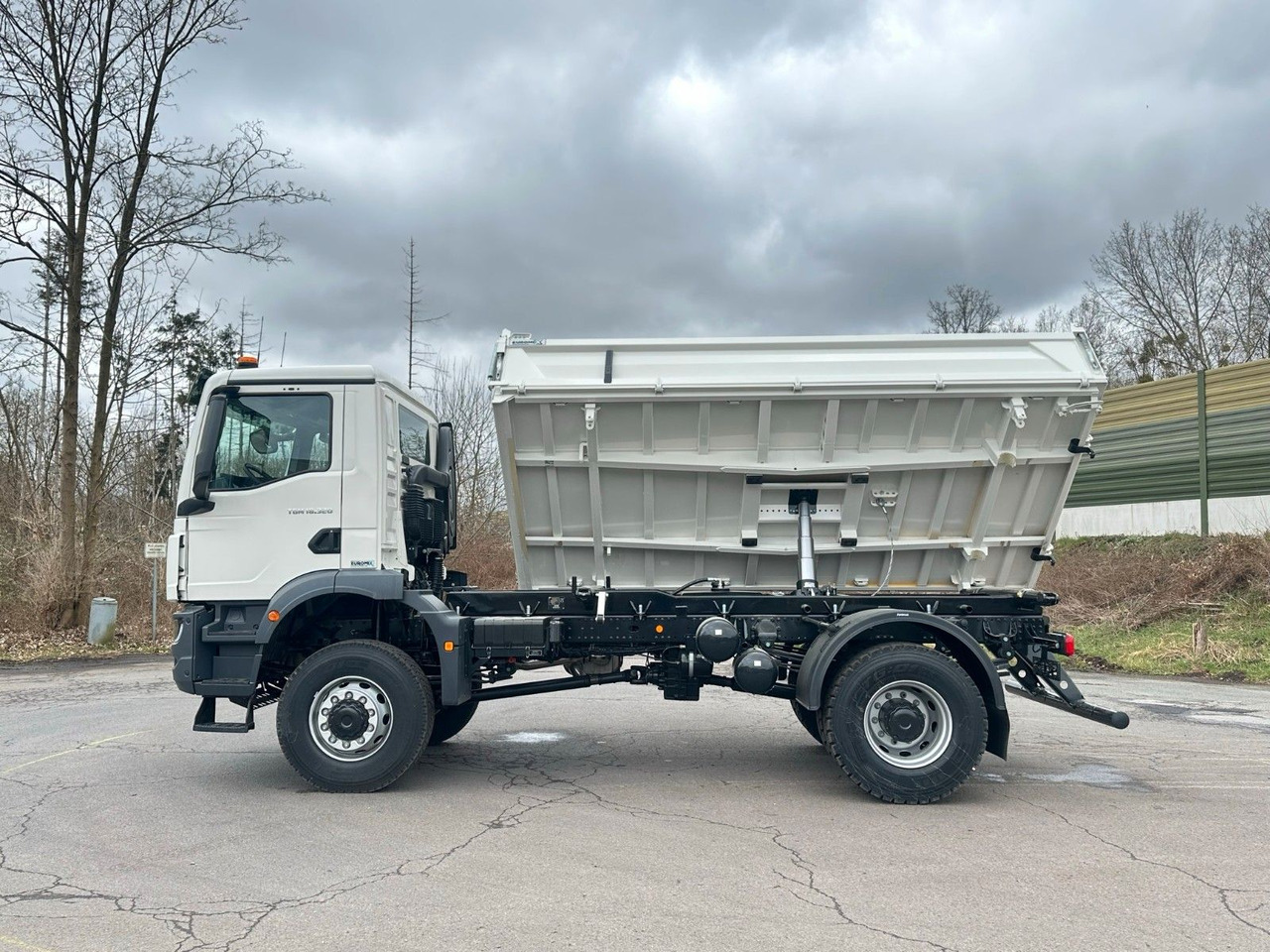 מזהיר MAN TGM 18.320  4X4  Euro 6e Euromix 3-Seiten-Kipper: תמונה 18