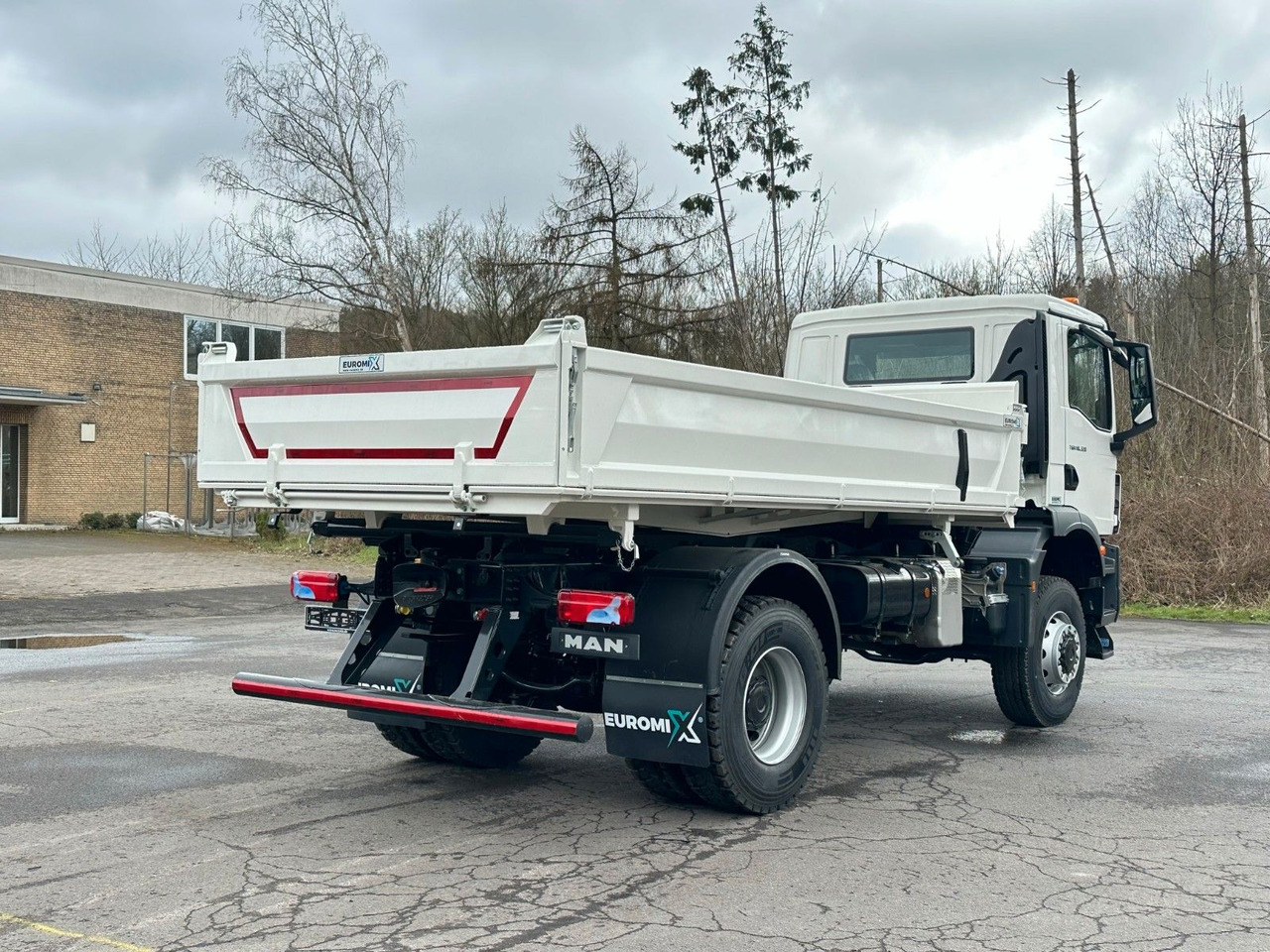 מזהיר MAN TGM 18.320  4X4  Euro 6e Euromix 3-Seiten-Kipper: תמונה 6