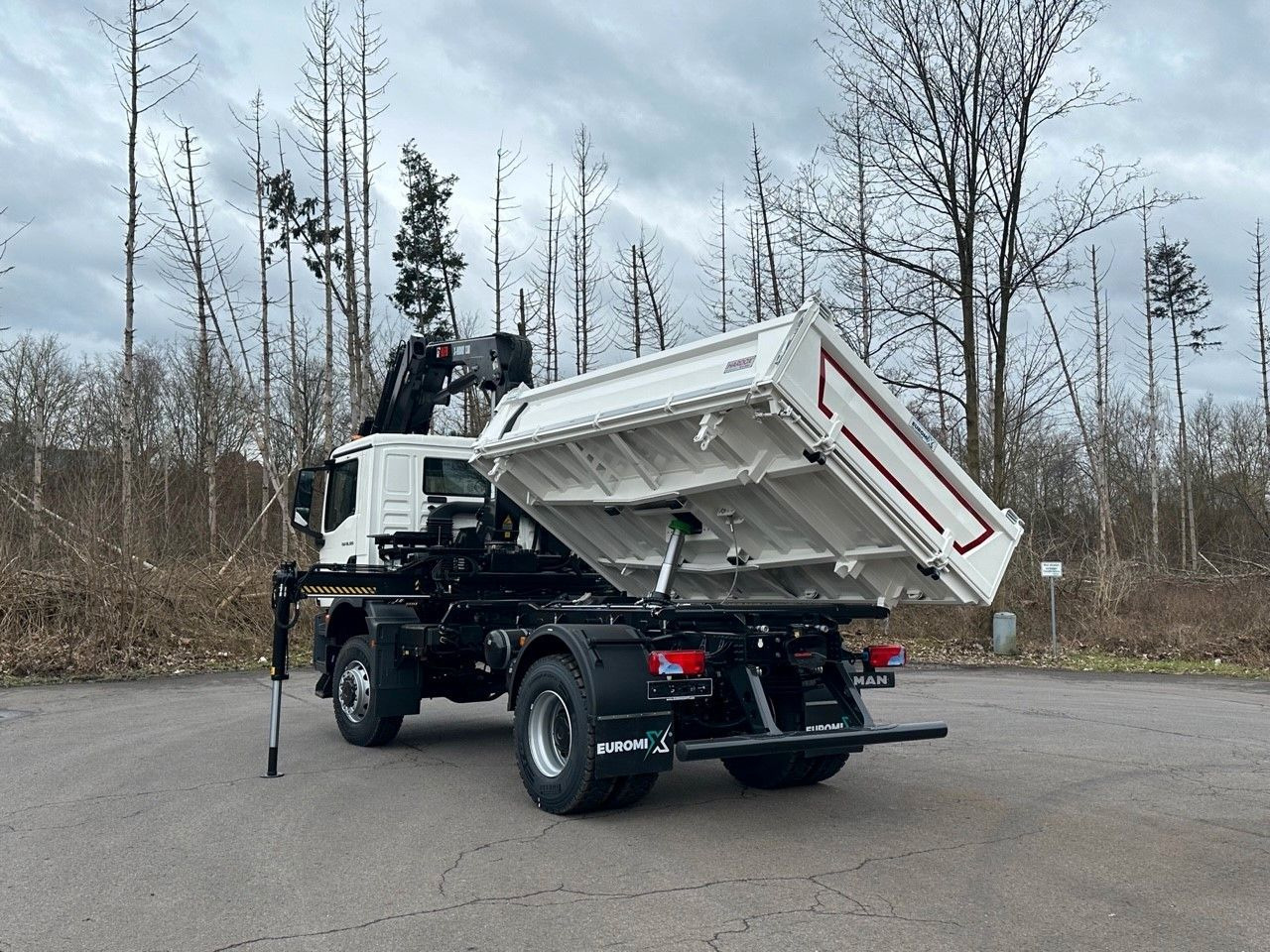 MAN TGM 18.320 4x4 Euro6e Hiab X-HiDuo 138DS-3 - מזהיר, משאית מנוף: תמונה 3 MAN TGM 18.320 4x4 Euro6e Hiab X-HiDuo 138DS-3 - מזהיר, משאית מנוף: תמונה 3