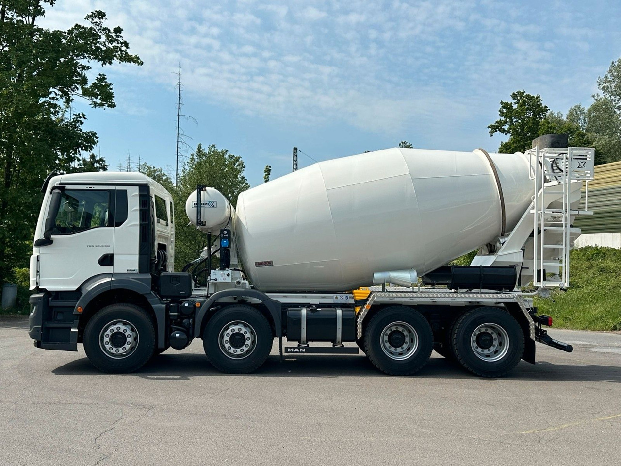 MAN TGS 32.440 8x4 / Euromix MTP EM 9 L - משאית מערבלת בטון: תמונה 4 MAN TGS 32.440 8x4 / Euromix MTP EM 9 L - משאית מערבלת בטון: תמונה 4