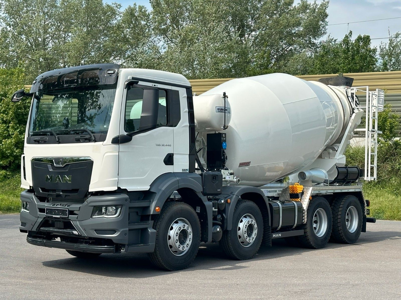 MAN TGS 32.440 8x4 / Euromix MTP EM 9 L - משאית מערבלת בטון: תמונה 1 MAN TGS 32.440 8x4 / Euromix MTP EM 9 L - משאית מערבלת בטון: תמונה 1