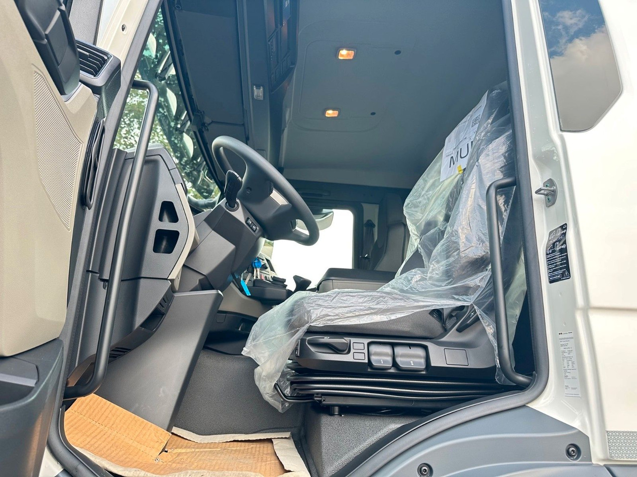 MAN TGS 35.470 BB Fahrmischer Betonpumpe 28m SWAN MAN TGS 35.470 BB Fahrmischer Betonpumpe 28m SWAN - משאית מערבלת בטון: תמונה 2 MAN TGS 35.470 BB Fahrmischer Betonpumpe 28m SWAN MAN TGS 35.470 BB Fahrmischer Betonpumpe 28m SWAN - משאית מערבלת בטון: תמונה 2