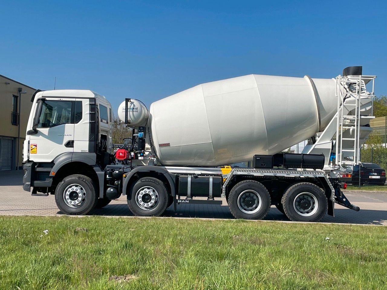 MAN TGS 35.520 8x4 /Euro6e EuromixMTP EM 10 L - משאית מערבלת בטון: תמונה 3 MAN TGS 35.520 8x4 /Euro6e EuromixMTP EM 10 L - משאית מערבלת בטון: תמונה 3