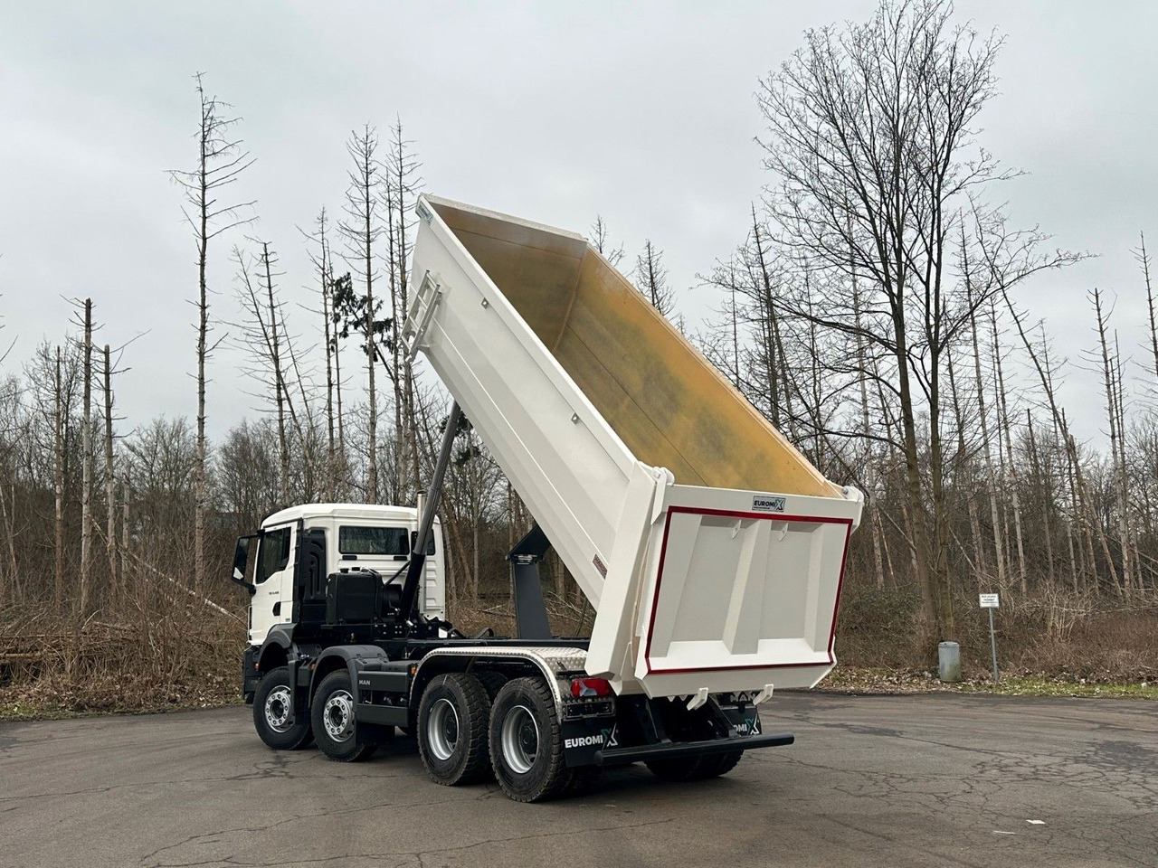 MAN TGS 41.400 8x4 / EUROMIX MTP 20m³/ EURO 5 - משאית דילוג העמסה: תמונה 5 MAN TGS 41.400 8x4 / EUROMIX MTP 20m³/ EURO 5 - משאית דילוג העמסה: תמונה 5