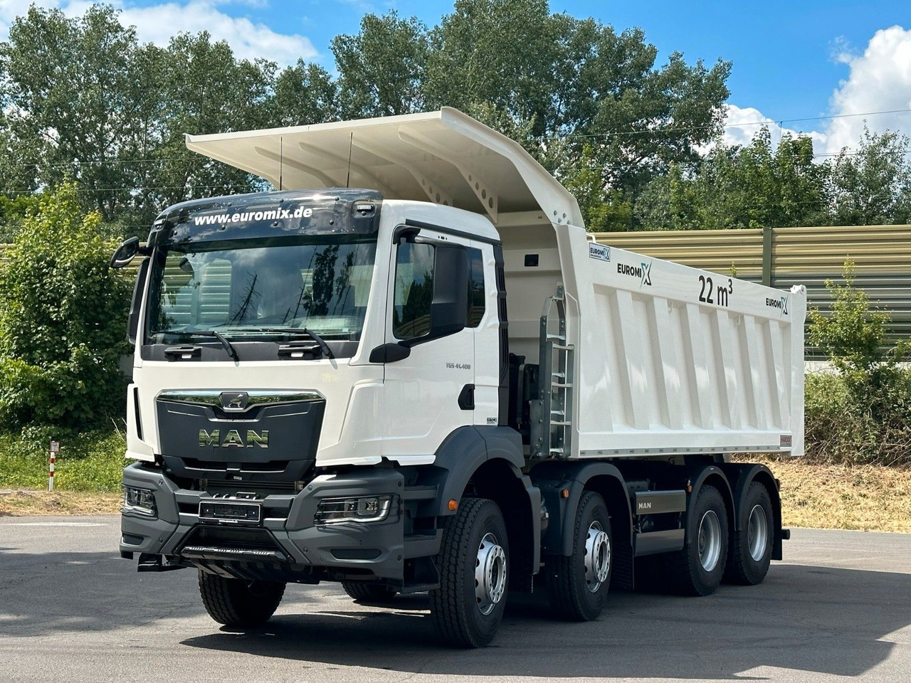 MAN TGS 41.400 8x4 / EUROMIX MTP 22m³/ Eckige Mulde - מזהיר: תמונה 2 MAN TGS 41.400 8x4 / EUROMIX MTP 22m³/ Eckige Mulde - מזהיר: תמונה 2