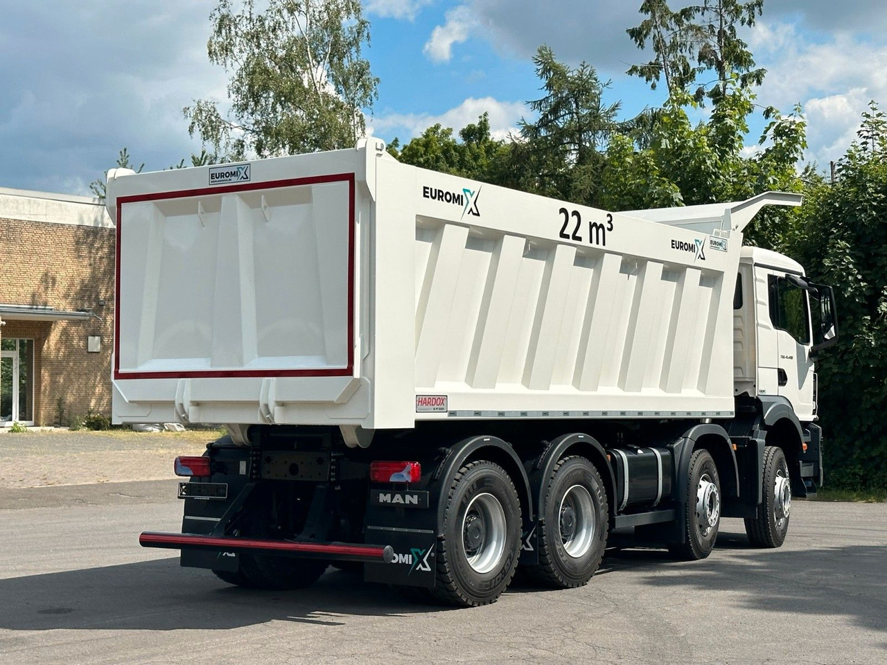 MAN TGS 41.400 8x4 / EUROMIX MTP 22m³/ Eckige Mulde - מזהיר: תמונה 5 MAN TGS 41.400 8x4 / EUROMIX MTP 22m³/ Eckige Mulde - מזהיר: תמונה 5
