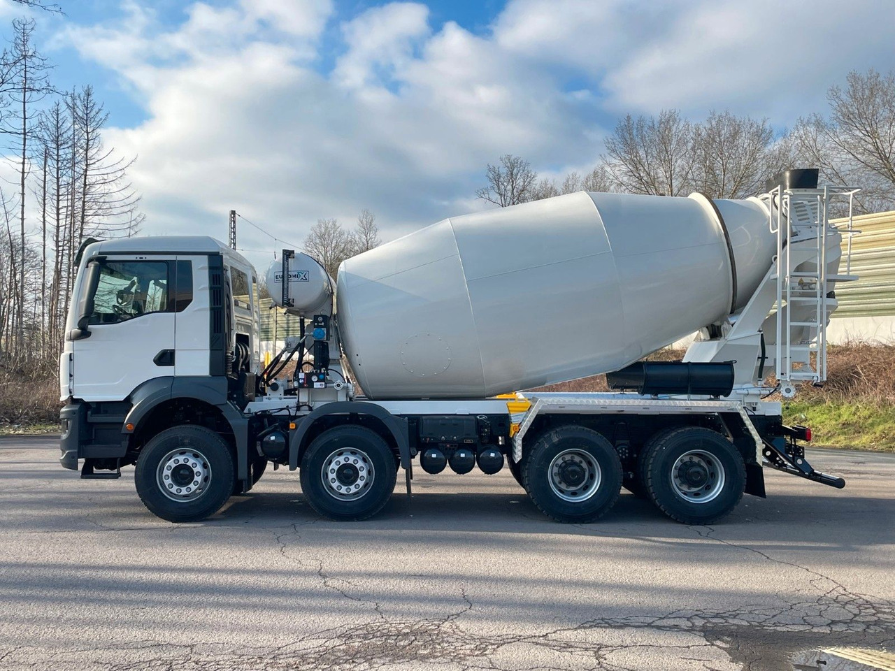MAN TGS 41.400 8x4 / EuromixMTP EM 10m³ R / EURO 2 - משאית מערבלת בטון: תמונה 4 MAN TGS 41.400 8x4 / EuromixMTP EM 10m³ R / EURO 2 - משאית מערבלת בטון: תמונה 4