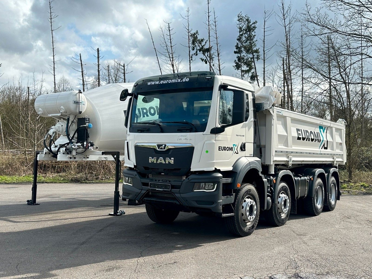 MAN TGS 41.440 8x4 WECHSELSYSTEM KIPPER+MISCHER - משאית מערבלת בטון: תמונה 2 MAN TGS 41.440 8x4 WECHSELSYSTEM KIPPER+MISCHER - משאית מערבלת בטון: תמונה 2