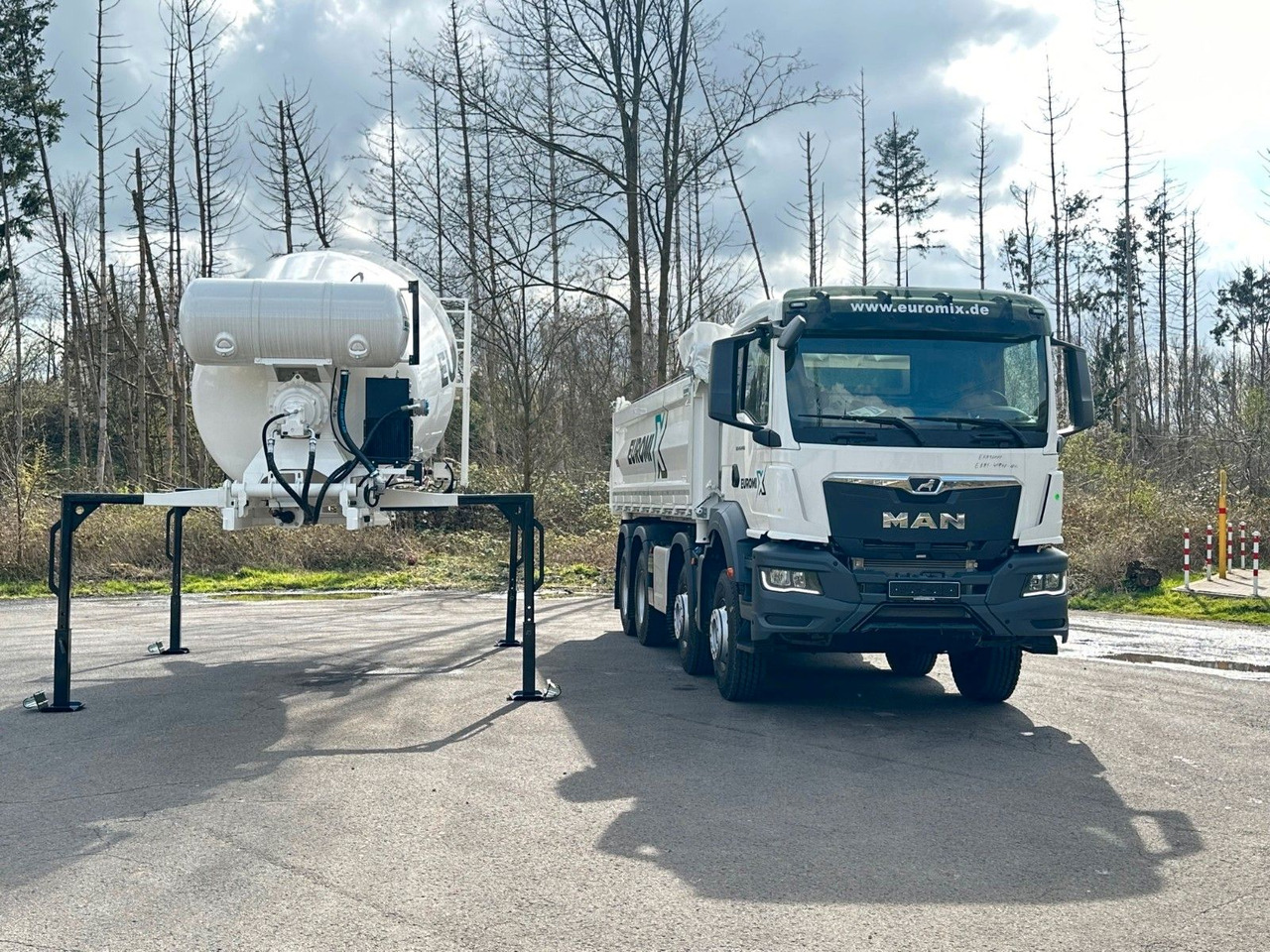 MAN TGS 41.440 8x4 WECHSELSYSTEM KIPPER+MISCHER - מזהיר: תמונה 2 MAN TGS 41.440 8x4 WECHSELSYSTEM KIPPER+MISCHER - מזהיר: תמונה 2