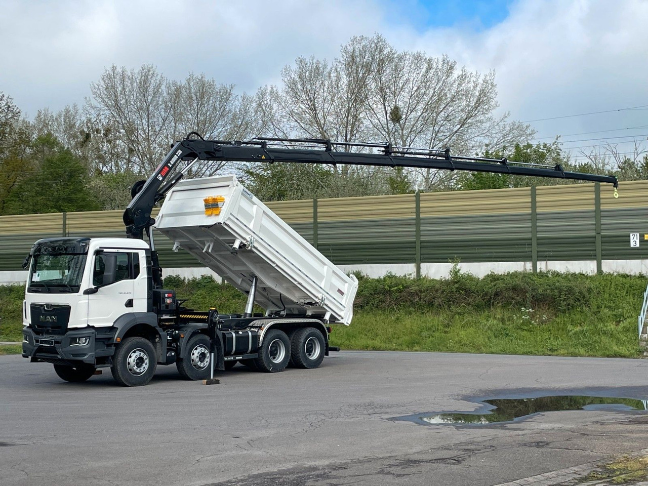 MAN TGS 41.480 8x4/Euro6e Euromix Kipper Hiab 228-6 - מזהיר, משאית מנוף: תמונה 1 MAN TGS 41.480 8x4/Euro6e Euromix Kipper Hiab 228-6 - מזהיר, משאית מנוף: תמונה 1