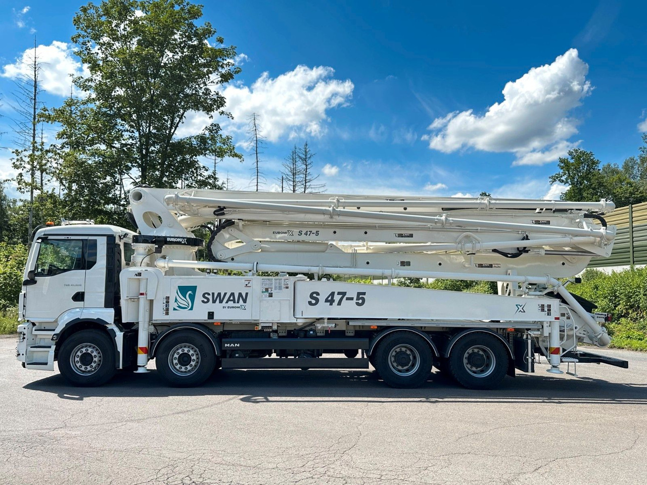 MAN TGS 41.520 8x4 SWAN TSP 47-5 160RZ ( 47m ) - משאית מערבלת בטון: תמונה 3 MAN TGS 41.520 8x4 SWAN TSP 47-5 160RZ ( 47m ) - משאית מערבלת בטון: תמונה 3