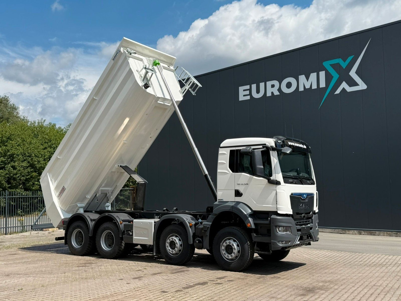 מזהיר MAN TGS 41.520 BB 8X4 Euromix MuldenKipper  Retarder: תמונה 10