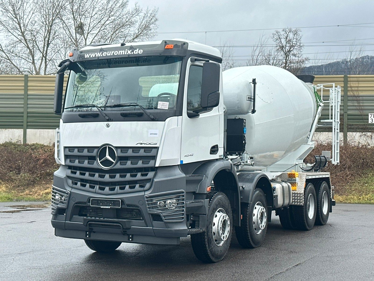 Mercedes-Benz AROCS 5 4242 8x4 Euro5 EuromixMTP EM 12m R - משאית מערבלת בטון: תמונה 2 Mercedes-Benz AROCS 5 4242 8x4 Euro5 EuromixMTP EM 12m R - משאית מערבלת בטון: תמונה 2