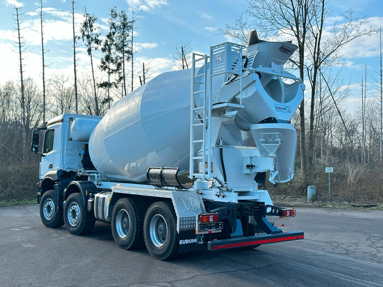 Mercedes-Benz Arocs 5 3743 8X4 / Euro6e EuromixMTP EM 10 L - משאית מערבלת בטון: תמונה 4 Mercedes-Benz Arocs 5 3743 8X4 / Euro6e EuromixMTP EM 10 L - משאית מערבלת בטון: תמונה 4