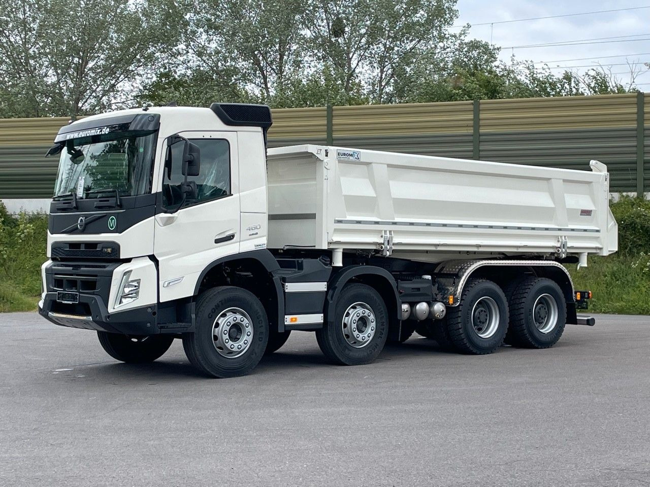 Volvo FMX 460 8x4 / WECHSELSYSTEM KIPPER+MISCHER Volvo FMX 460 8x4 / WECHSELSYSTEM KIPPER+MISCHER - משאית מערבלת בטון: תמונה 5 Volvo FMX 460 8x4 / WECHSELSYSTEM KIPPER+MISCHER Volvo FMX 460 8x4 / WECHSELSYSTEM KIPPER+MISCHER - משאית מערבלת בטון: תמונה 5