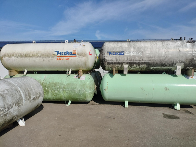 De Visser used 2700L & 4850L gastanks - Gas, Gaz, LPG, GPL, Propane, Butane tanks aboveground Used tanks - מכל דלק: תמונה 1 De Visser used 2700L & 4850L gastanks - Gas, Gaz, LPG, GPL, Propane, Butane tanks aboveground Used tanks - מכל דלק: תמונה 1