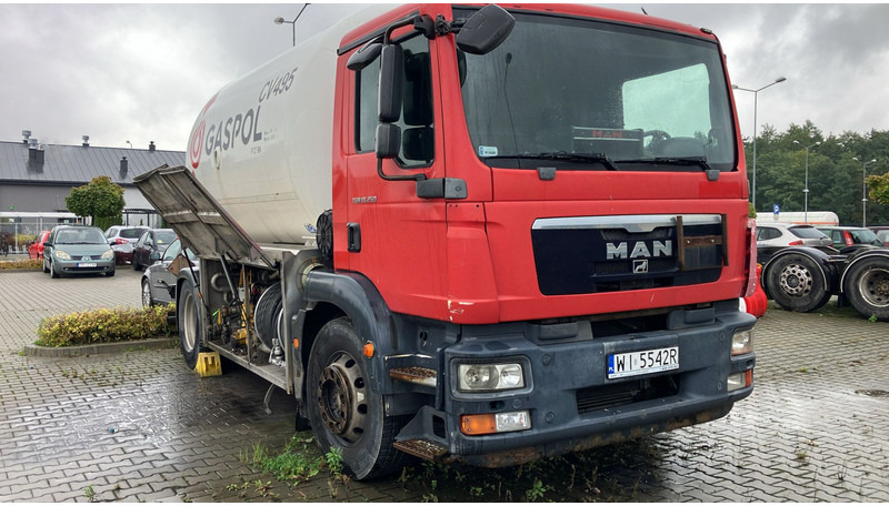MAN TGM 18.250 4x2 15412 Liter Gas tank truck ID 2.170 - משאית מכל: תמונה 2 MAN TGM 18.250 4x2 15412 Liter Gas tank truck ID 2.170 - משאית מכל: תמונה 2