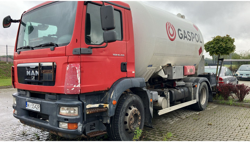 MAN TGM 18.250 4x2 15412 Liter Gas tank truck ID 2.170 - משאית מכל: תמונה 1 MAN TGM 18.250 4x2 15412 Liter Gas tank truck ID 2.170 - משאית מכל: תמונה 1