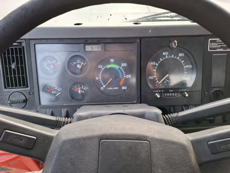 Volvo FL7 260 6x2 21550 Liter Gas tank truck ID 2.171 - משאית מכל: תמונה 4 Volvo FL7 260 6x2 21550 Liter Gas tank truck ID 2.171 - משאית מכל: תמונה 4