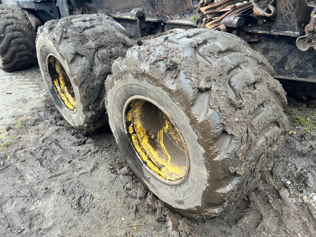 משלח John Deere 1010 E: תמונה 11