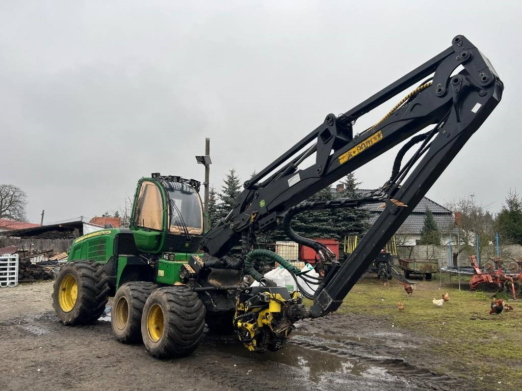 John Deere 1170 E - מקצרת יערות: תמונה 2 John Deere 1170 E - מקצרת יערות: תמונה 2