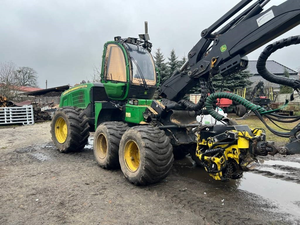 John Deere 1170 E - מקצרת יערות: תמונה 1 John Deere 1170 E - מקצרת יערות: תמונה 1