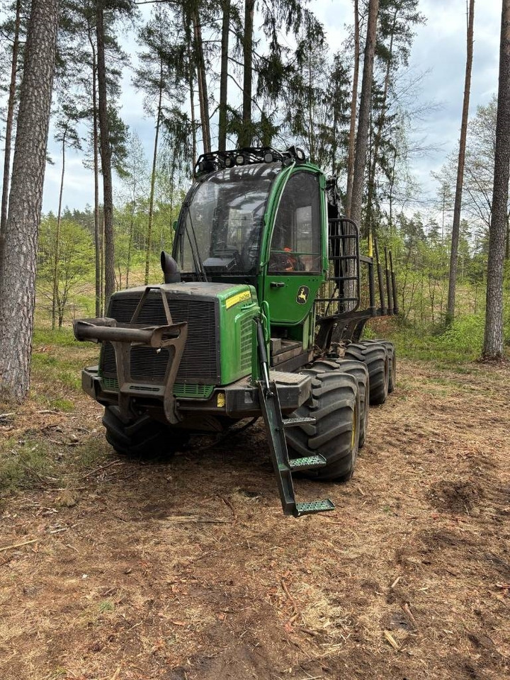John Deere 810 E - משלח: תמונה 2 John Deere 810 E - משלח: תמונה 2