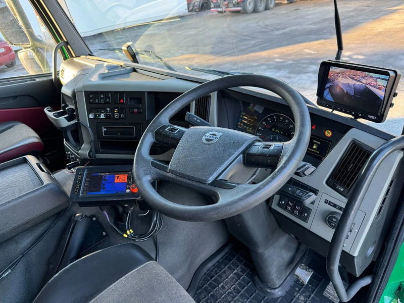 משאית אשפה Volvo FM 330 RHD, 2-compart, & tipper, 2014: תמונה 18