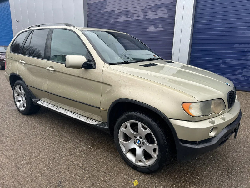 BMW X5 **3.0-PETROL-ESSENCE** - SUV: תמונה 3 BMW X5 **3.0-PETROL-ESSENCE** - SUV: תמונה 3