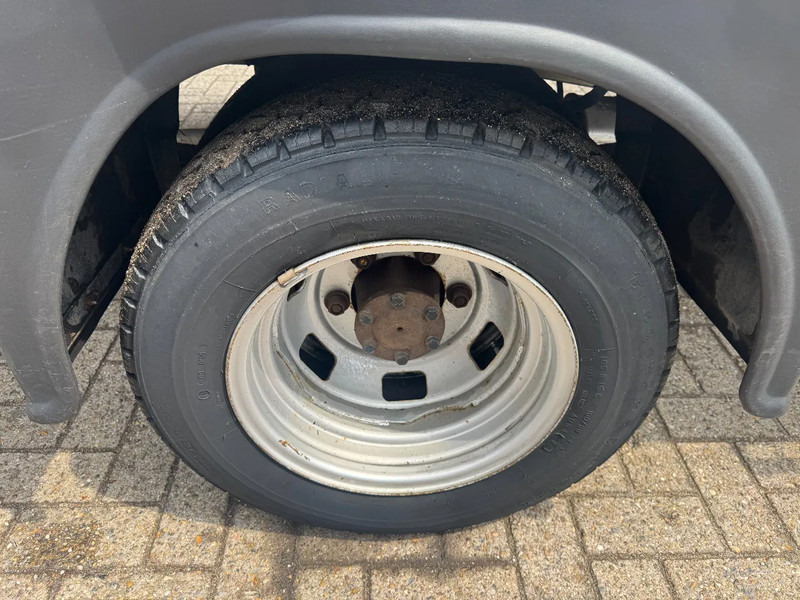 Ford Transit **ESSENCE-PETROL** - כלי רכב מסחרי במיטה שטוחה, כלי רכב מסחרי קומבי: תמונה 4 Ford Transit **ESSENCE-PETROL** - כלי רכב מסחרי במיטה שטוחה, כלי רכב מסחרי קומבי: תמונה 4
