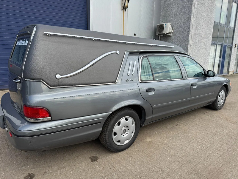 Ford VICTORIA CROWN **CORBILLARD-HEARSE-BESTATTUNGSWAGEN** - מכונית: תמונה 4 Ford VICTORIA CROWN **CORBILLARD-HEARSE-BESTATTUNGSWAGEN** - מכונית: תמונה 4