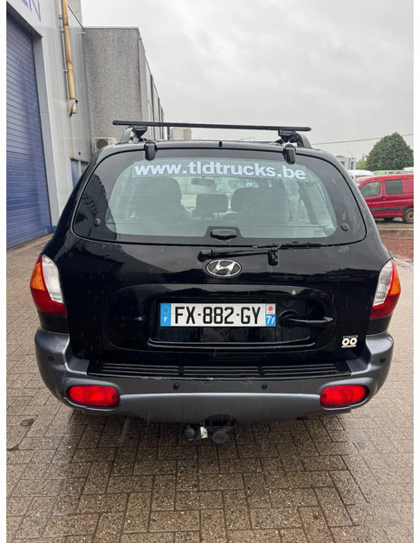 Hyundai Santa Fe **2.0CRDI-4WD-AIRCO-CLIME** - מכונית: תמונה 5 Hyundai Santa Fe **2.0CRDI-4WD-AIRCO-CLIME** - מכונית: תמונה 5