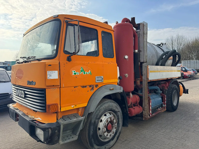 Iveco Turbotech **VACUMTRUCK-HYDROCUREUR** - משאית ואקום: תמונה 3 Iveco Turbotech **VACUMTRUCK-HYDROCUREUR** - משאית ואקום: תמונה 3
