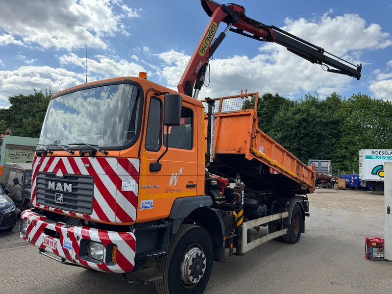 MAN ME 18.250 4X4 **4X4-TIPPER+PALFINGER PK7501-BELGIAN TRUCK** - מזהיר, משאית מנוף: תמונה 2 MAN ME 18.250 4X4 **4X4-TIPPER+PALFINGER PK7501-BELGIAN TRUCK** - מזהיר, משאית מנוף: תמונה 2