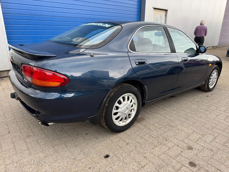 Mazda Xedos **XEDOS 6-2.0 V6-AC** - סדאן: תמונה 4 Mazda Xedos **XEDOS 6-2.0 V6-AC** - סדאן: תמונה 4