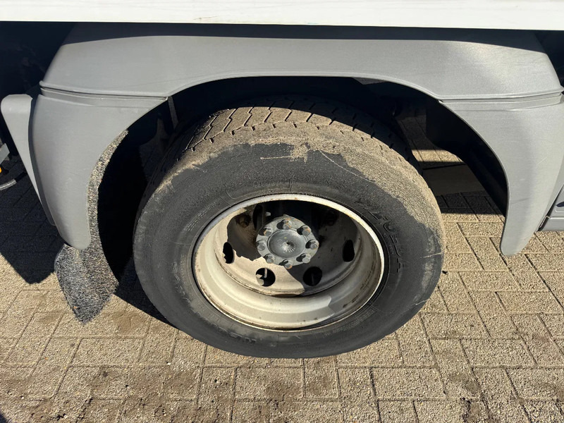 Mercedes-Benz Atego 1218 **BELGIAN TRUCK-REMOVAL LIFT TO 1ST FLOOR-TUV 02/2026** - משאית תיבה: תמונה 5 Mercedes-Benz Atego 1218 **BELGIAN TRUCK-REMOVAL LIFT TO 1ST FLOOR-TUV 02/2026** - משאית תיבה: תמונה 5