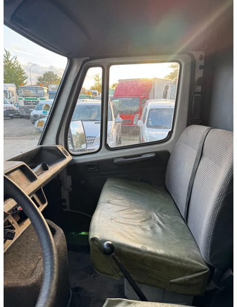 כלי רכב מסחרי עם לוח Mercedes-Benz TN 307D **FRENCH VAN - CAMIONETTE FRANCAIS**: תמונה 12 כלי רכב מסחרי עם לוח Mercedes-Benz TN 307D **FRENCH VAN - CAMIONETTE FRANCAIS**: תמונה 12