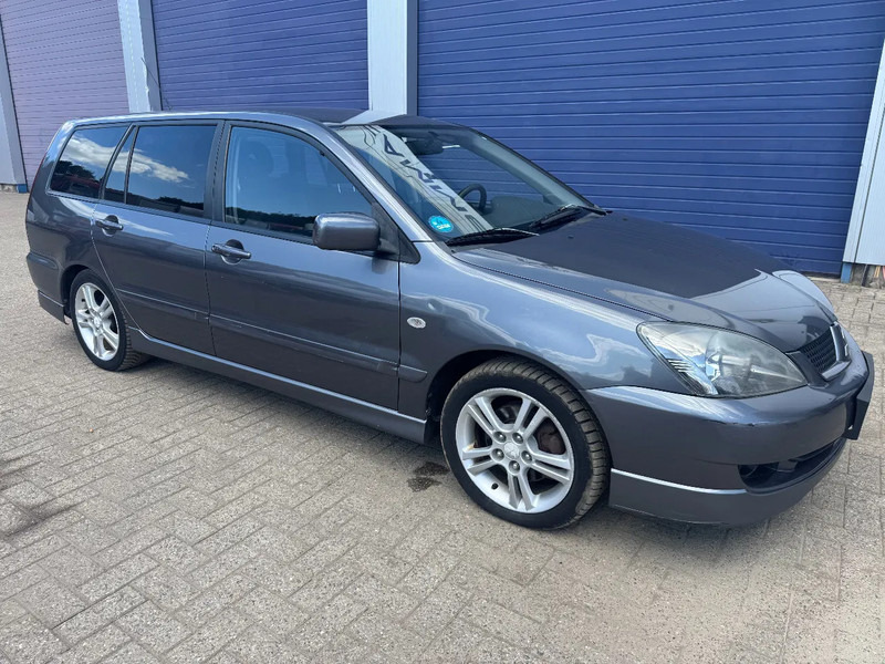 Mitsubishi Lancer **1600PETROL-AIRCO** - מכונית: תמונה 1 Mitsubishi Lancer **1600PETROL-AIRCO** - מכונית: תמונה 1