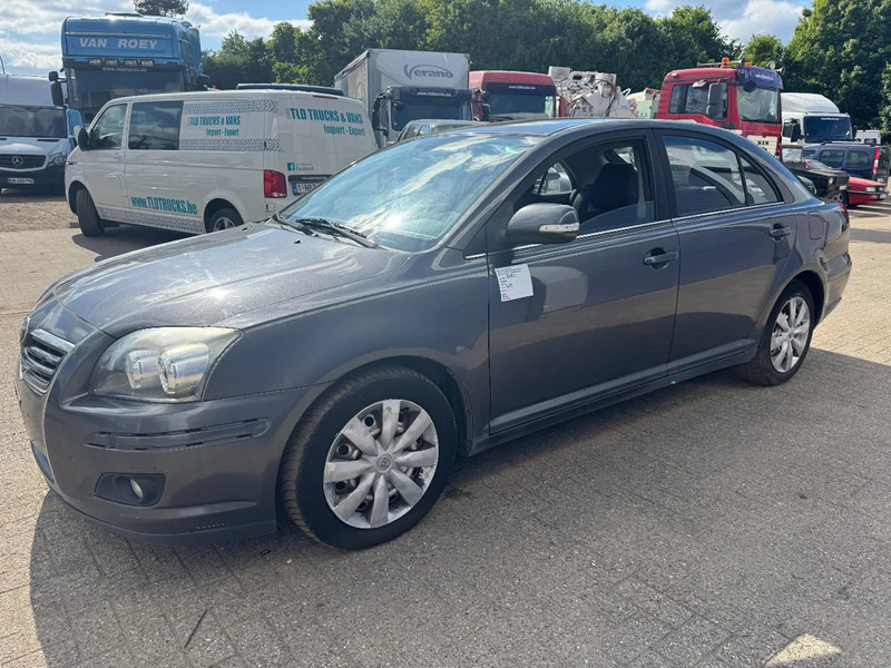 Toyota Avensis **DIESEL-AIRCO** - סדאן: תמונה 1 Toyota Avensis **DIESEL-AIRCO** - סדאן: תמונה 1