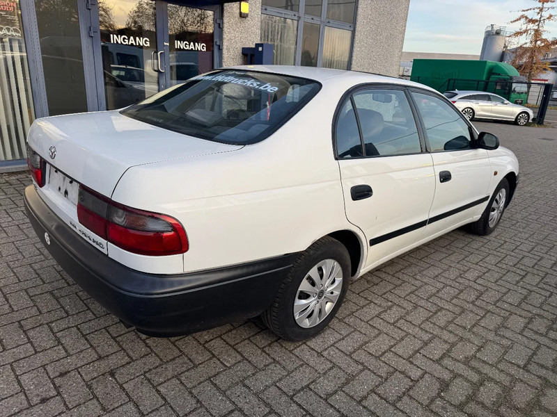 Toyota Carina E **1600XLI-VERRY CLEAN** - סדאן: תמונה 4 Toyota Carina E **1600XLI-VERRY CLEAN** - סדאן: תמונה 4