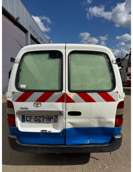 Toyota HiAce **DIESEL D4D** - כלי רכב מסחרי קטן: תמונה 5 Toyota HiAce **DIESEL D4D** - כלי רכב מסחרי קטן: תמונה 5