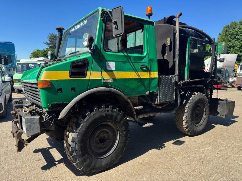 Unimog 424 **BITUMTANK-GOUDRONEUSE** - משאית: תמונה 1 Unimog 424 **BITUMTANK-GOUDRONEUSE** - משאית: תמונה 1