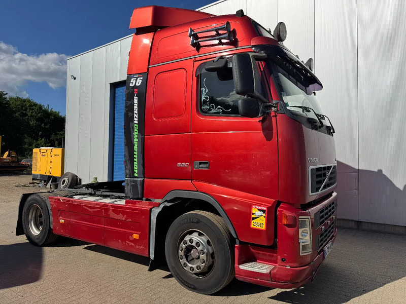Volvo FH 520 **FRENCH TRUCK-ISHIFT** - יחידת טרקטור: תמונה 1 Volvo FH 520 **FRENCH TRUCK-ISHIFT** - יחידת טרקטור: תמונה 1