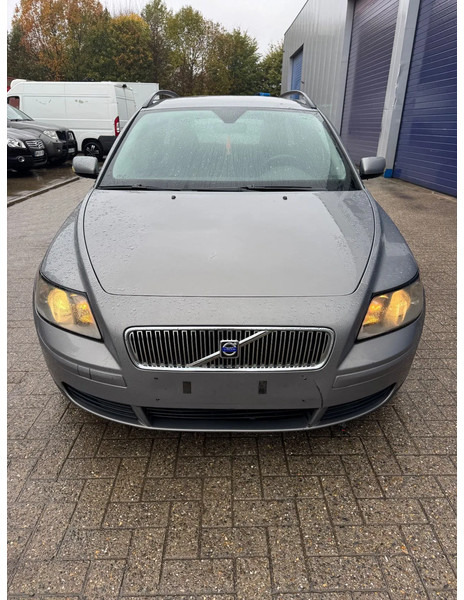 Volvo V50 **AIRCO-BELGIAN CAR** - מכונית: תמונה 2 Volvo V50 **AIRCO-BELGIAN CAR** - מכונית: תמונה 2