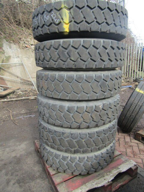 295/80/22.5 ‘ALCOA’ (6) BUDGET TRACK GRIT TYRES ONLY 4 TYRES GOOD - צמיג עבור משאית: תמונה 1 295/80/22.5 ‘ALCOA’ (6) BUDGET TRACK GRIT TYRES ONLY 4 TYRES GOOD - צמיג עבור משאית: תמונה 1