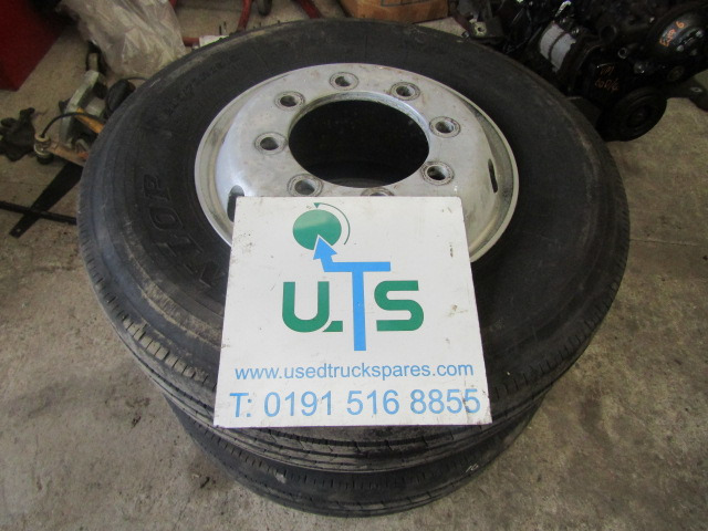 ALCOA ALLOYS (2) 285/70/19.5 STEER DUNLOP 2012 10/12MM TREAD 30MM HOLES - צמיג עבור משאית: תמונה 2 ALCOA ALLOYS (2) 285/70/19.5 STEER DUNLOP 2012 10/12MM TREAD 30MM HOLES - צמיג עבור משאית: תמונה 2