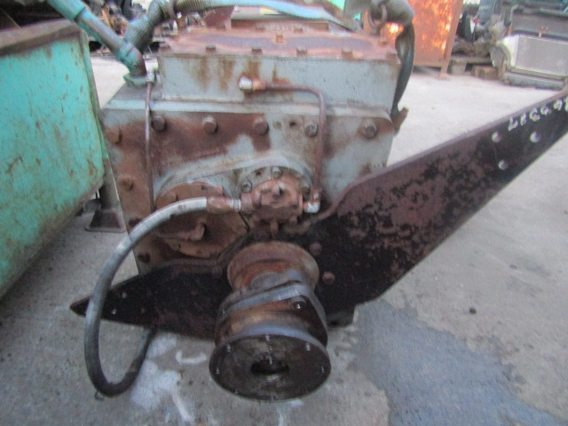 AUGO GEARBOX MODEL SP600E-Y SERIAL NO 154873 EX SHMIDT SNOW BLOWER - תיבת הילוכים עבור מכונת בנייה: תמונה 5 AUGO GEARBOX MODEL SP600E-Y SERIAL NO 154873 EX SHMIDT SNOW BLOWER - תיבת הילוכים עבור מכונת בנייה: תמונה 5