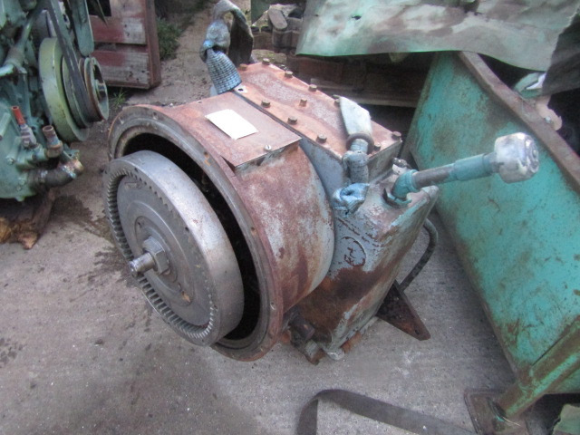 AUGO GEARBOX MODEL SP600E-Y SERIAL NO 154873 EX SHMIDT SNOW BLOWER - תיבת הילוכים עבור מכונת בנייה: תמונה 1 AUGO GEARBOX MODEL SP600E-Y SERIAL NO 154873 EX SHMIDT SNOW BLOWER - תיבת הילוכים עבור מכונת בנייה: תמונה 1