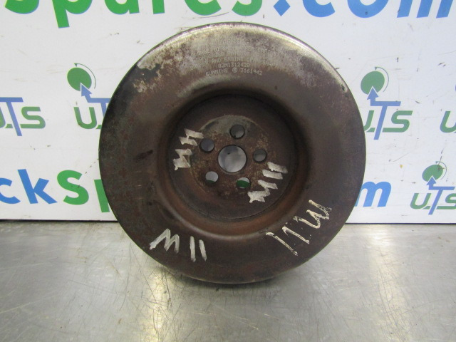 CUMMINS M11 CRANKSHAFT DAMPER P/NO 3161942 - מנוע וחלקים עבור משאית: תמונה 1 CUMMINS M11 CRANKSHAFT DAMPER P/NO 3161942 - מנוע וחלקים עבור משאית: תמונה 1