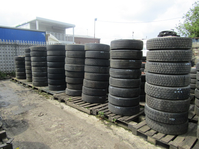 ISUZU N75 215/75/17.5 WHEELS AND TYRES 100 AVAILABLE FROM £50-100 - צמיג עבור משאית: תמונה 2 ISUZU N75 215/75/17.5 WHEELS AND TYRES 100 AVAILABLE FROM £50-100 - צמיג עבור משאית: תמונה 2